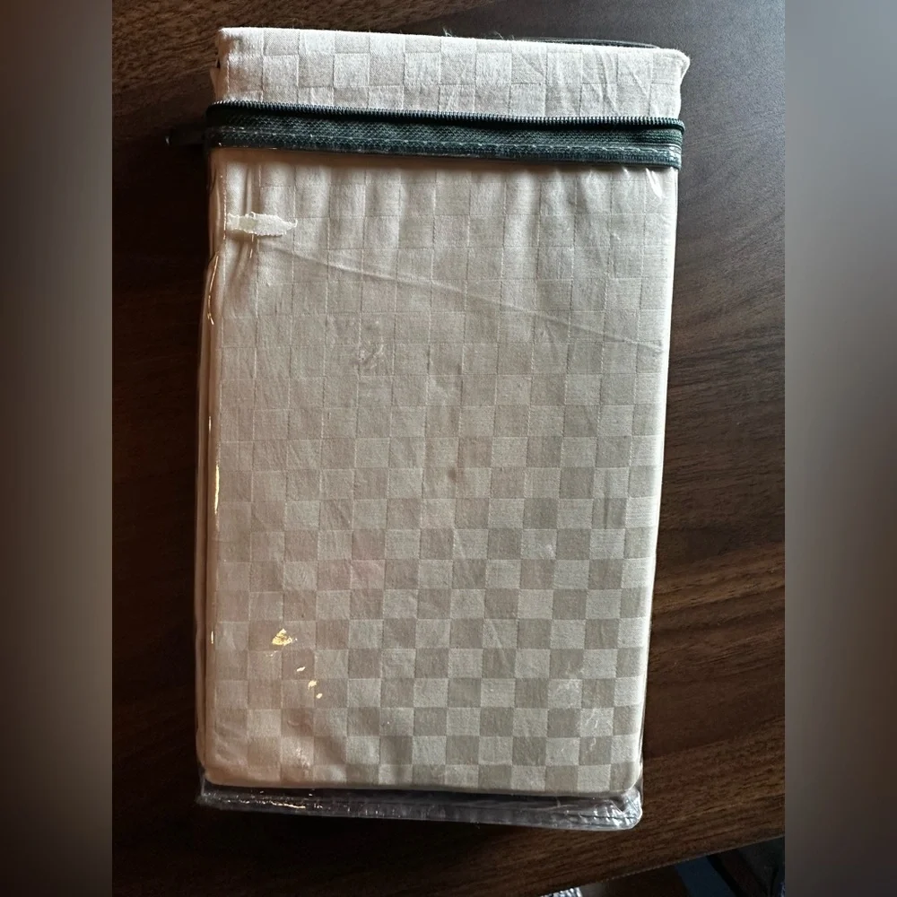 New Laura Ashley Standard Full Pillowcase Pair 100% Cotton Off White Check 300TC